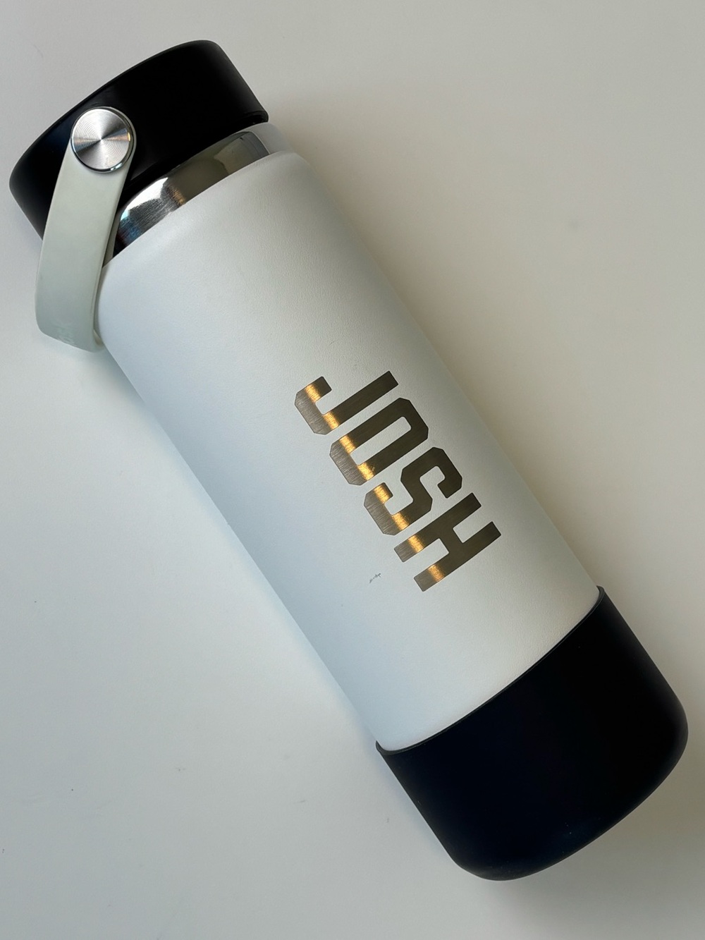 Bundle 2/$30! Hydro Flask White Water Bottle 20 oz Personalized ‘Josh’